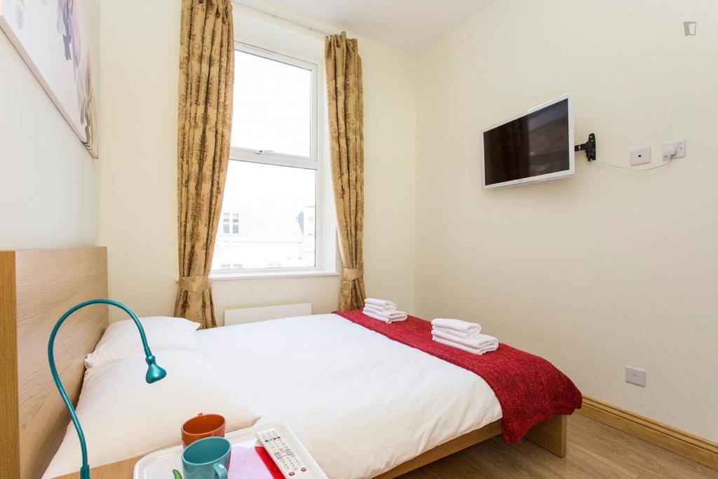 406 Harrow Hotel London Eksteriør billede