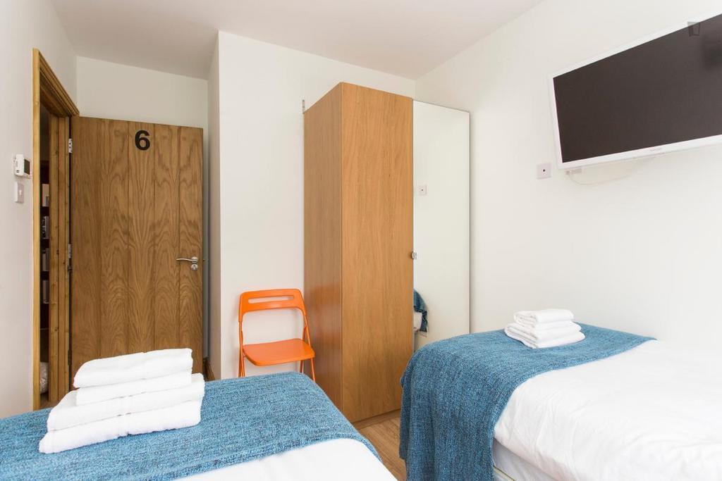 406 Harrow Hotel London Eksteriør billede